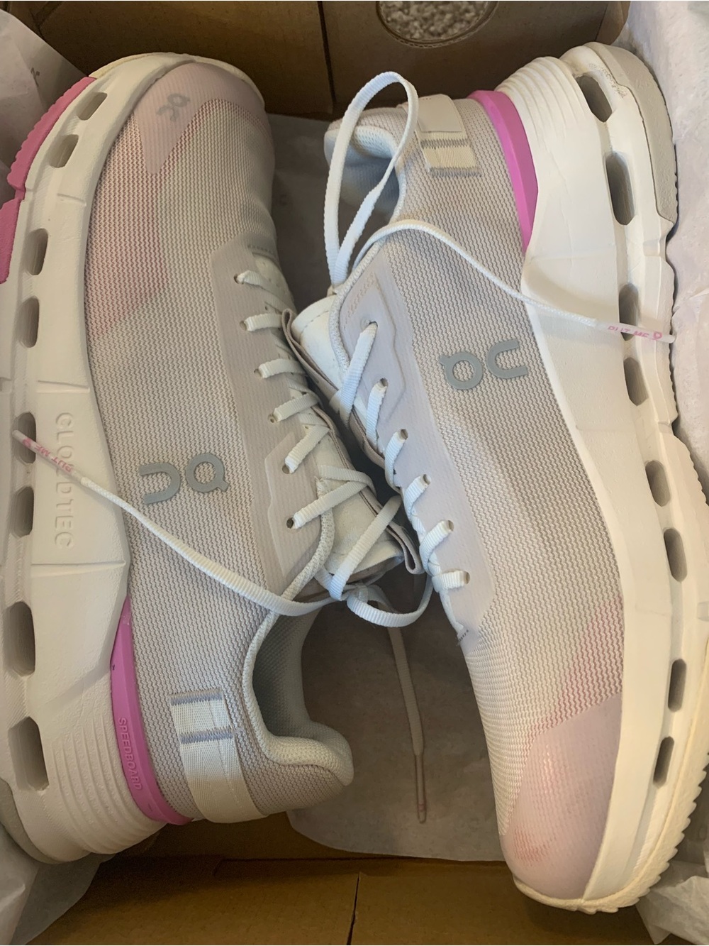OnCloud Cloudnova Form 2 Pink - Picture 5 of 13